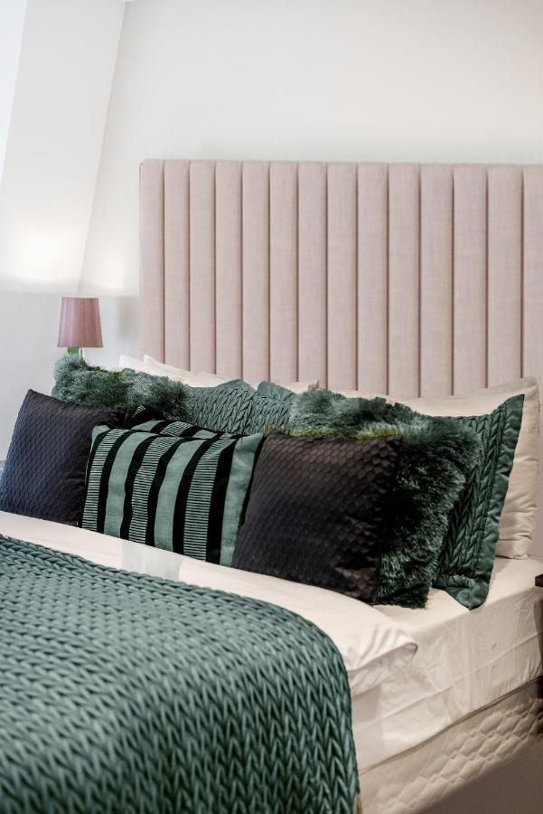 לונדון Explore The Most Exquisite West-End From A Harrods Family And Couple Home מראה חיצוני תמונה